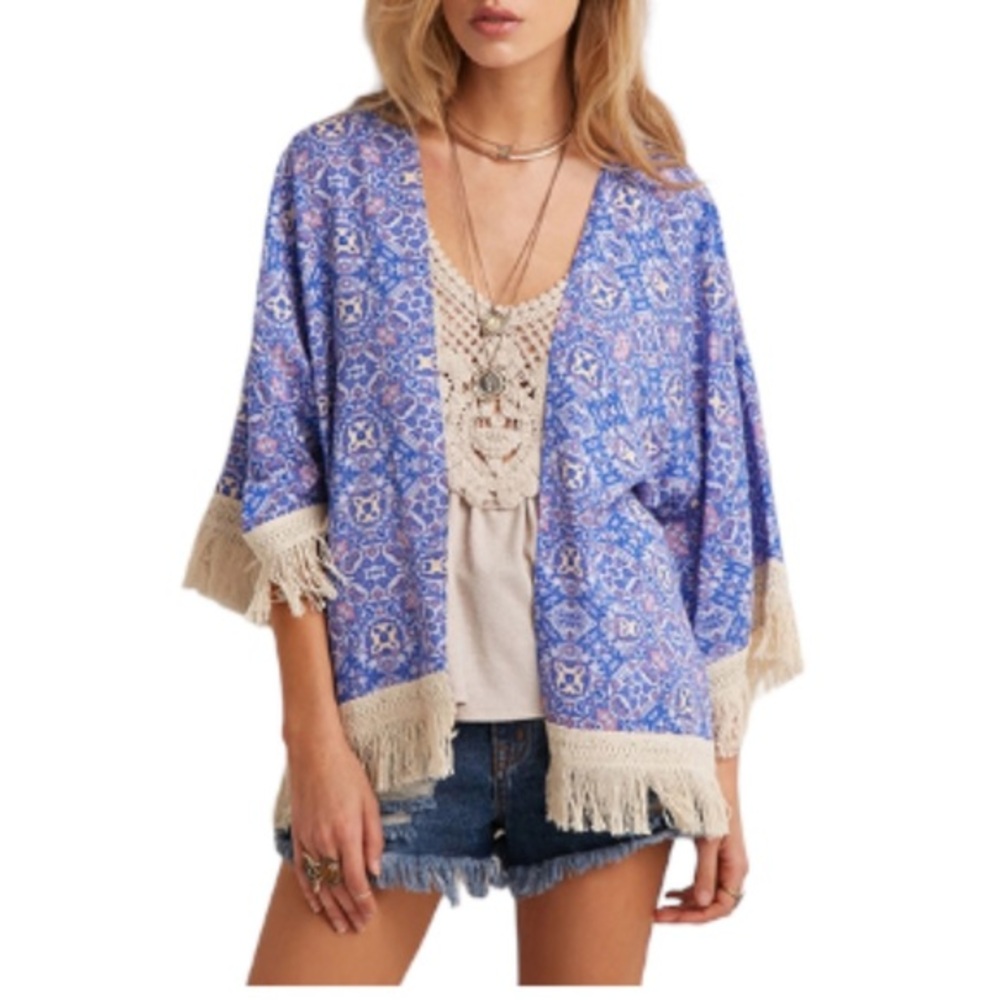 Forever 21🦎Mini Kimono Jacket Periwinkle Print🌵